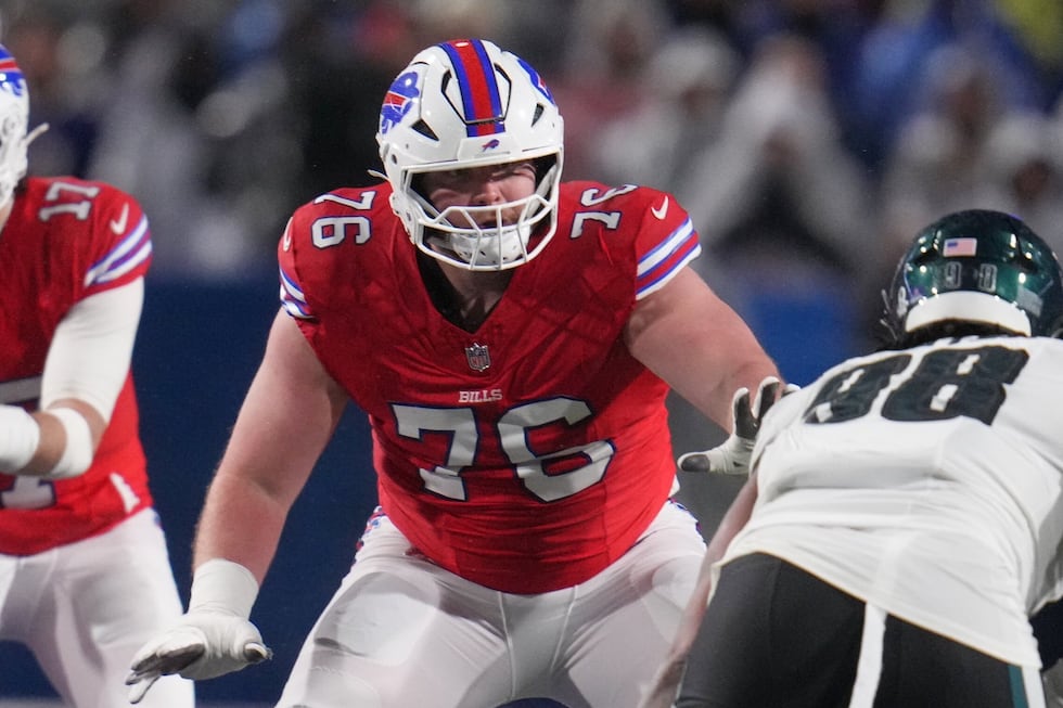 Buffalo Bills guard David Edwards (76) blocks during the first half of an NFL football game...