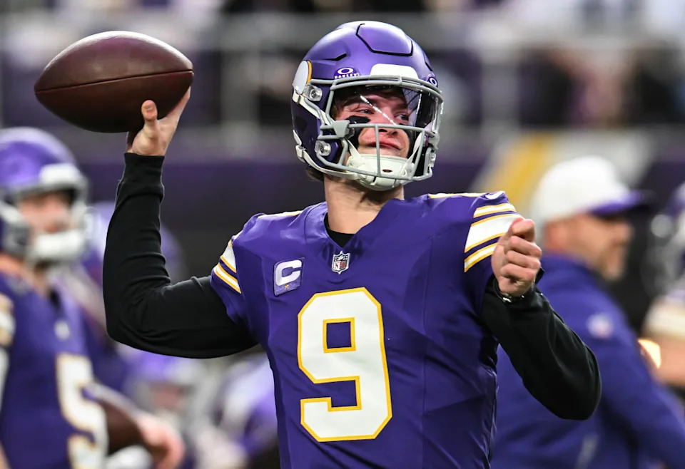 Jan 4, 2026; Minneapolis, Minnesota, USA; Minnesota Vikings quarterback J.J. McCarthy (9) warms up prior to the game against the Green Bay Packers at U.S. Bank Stadium. Mandatory Credit: Jeffrey Becker-Imagn Images© Jeffrey Becker-Imagn Images.