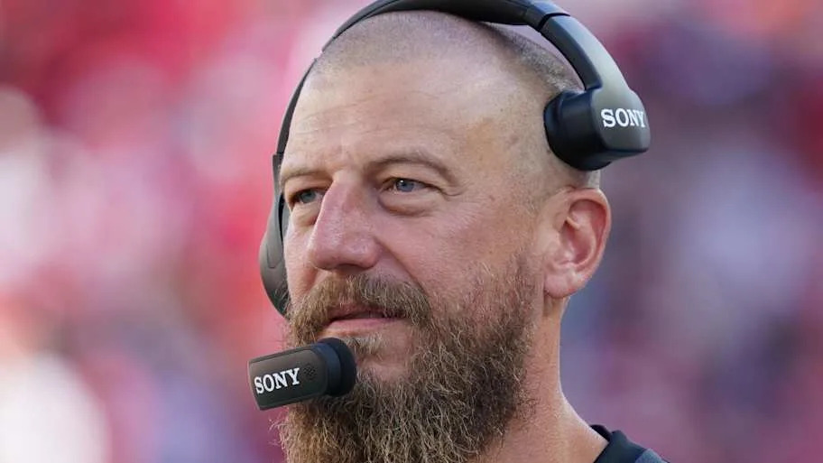 Brian Fleury coaching a 2025 game for the San Francisco 49ers.