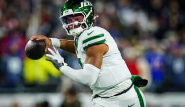 Jets trading quarterback Justin Fields to Chiefs