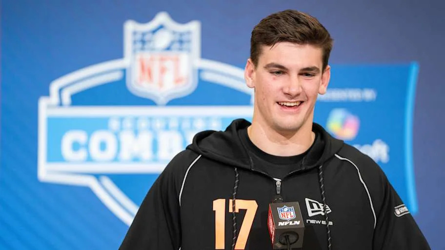 Alabama quarterback Ty Simpso