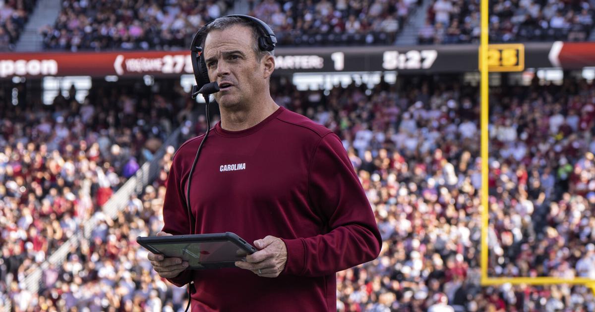 Shane Beamer updates Gamecocks football team in spring ball