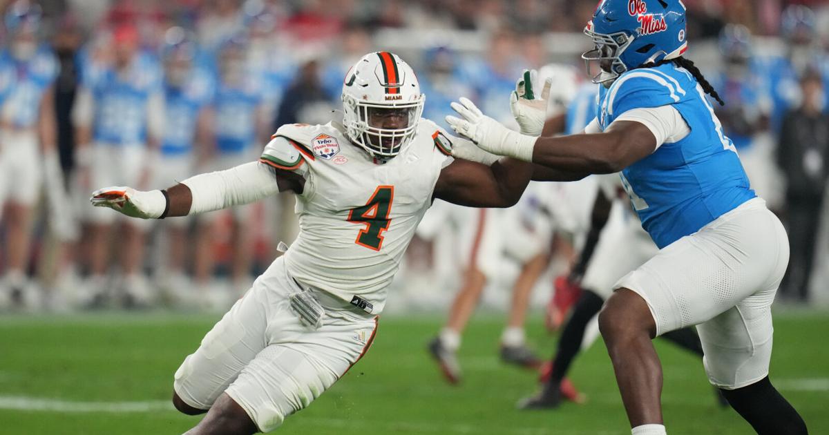 Saints mock draft: A key pass rusher falls to No. 8 | Saints