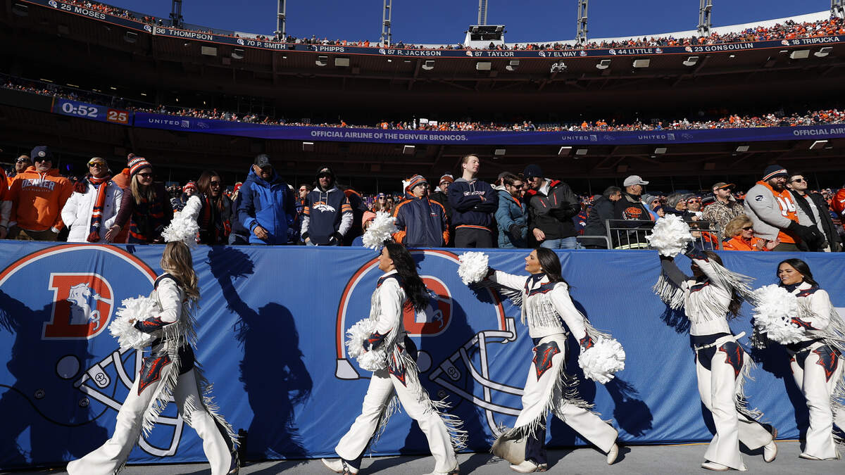 Denver Broncos Cheerleader Auditions with Sydney V and Ariana E | KOA 850 AM & 94.1 FM