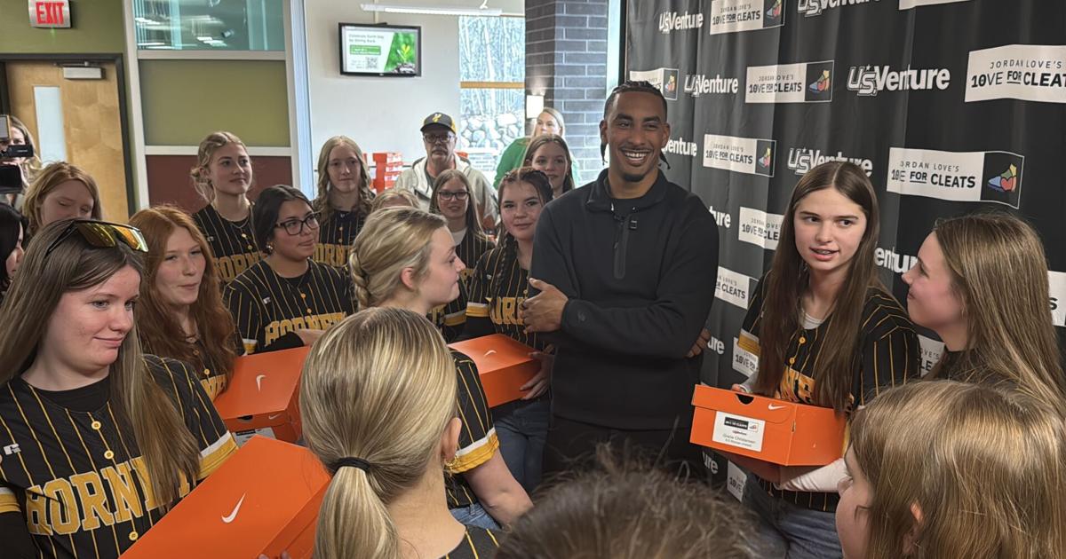 Roll with the changes: Jordan Love eager for Packers’ offseason despite free-agent departures, QB room comings and goings | Top Stories