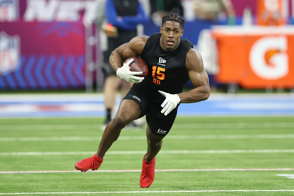 INDIANAPOLIS, INDIANA - FEBRUARY 28: Jadarian Price of the Notre Dame Fighting Irish participates in a drill during the 2026 NFL Scouting Combine at Lucas Oil Stadium on February 28, 2026 in Indianapolis, Indiana. (Photo by Stacy Revere/Getty Images)