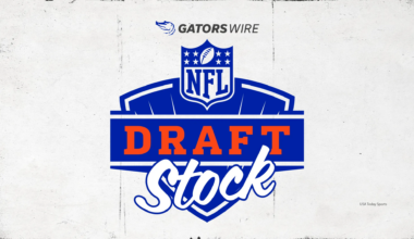 Banks, Barber in four-round mock