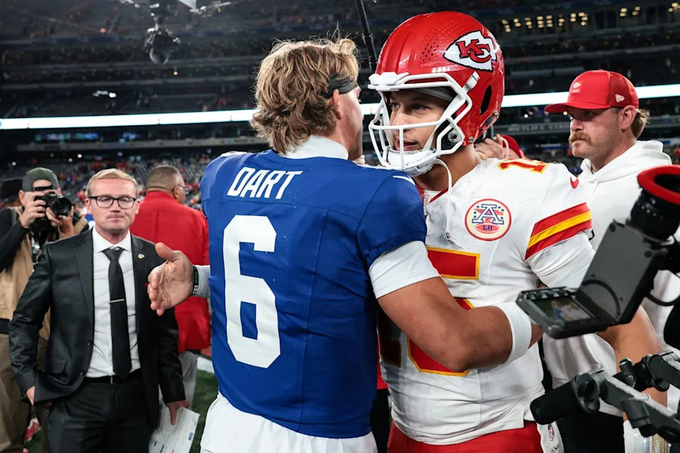 Jaxson Dart hugs Patrick Mahomes after their game on Sept. 21Credit: Kathryn Riley/Getty