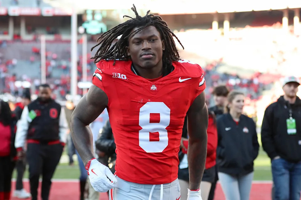 COLUMBUS, OH - NOVEMBER 22: Ohio State Buckeyes linebacker Arvell Reese (8) jogs off the field after the game against the Rutgers Scarlet Knights and the Ohio State Buckeyes on November 22, 2025, at Ohio Stadium in Columbus, OH. (Photo by Ian Johnson/Icon Sportswire via Getty Images)