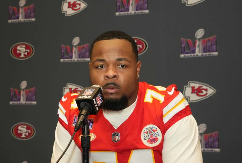 NFL, American Football Herren, USA Super Bowl LVIII Kansas City Chiefs press conference, PK, Pressekonferenz Feb 7, 2024 Las Vegas, NV, USA Kansas City Chiefs offensive tackle Jawaan Taylor 74 during a press conference before Super Bowl LVIII at Westin Lake Las Vegas Resort and Spa. Las Vegas Westin Lake Las Vegas Resort and Spa NV USA, EDITORIAL USE ONLY PUBLICATIONxINxGERxSUIxAUTxONLY Copyright: xKirbyxLeex 20240207_jla_al2_015.