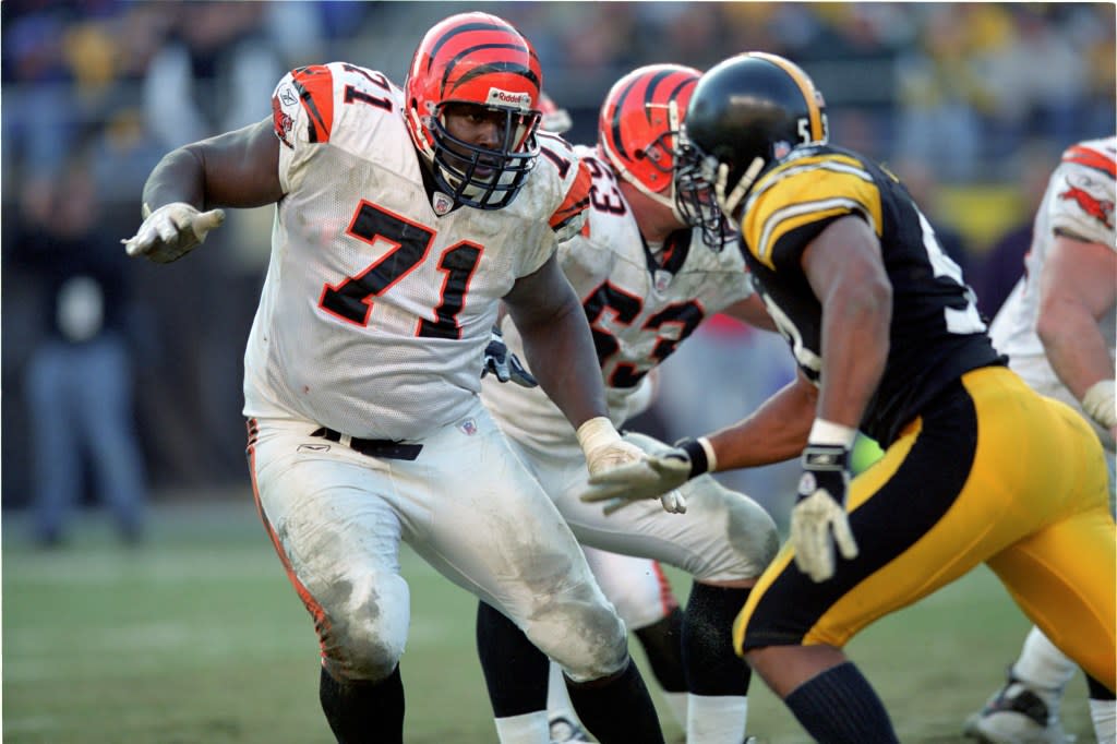 Bengals offensive lineman Willie Anderson blocks against the Steelers at Heinz Field on Nov. 24, 2002 in Pittsburgh. Getty Images