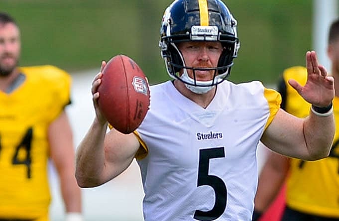 Pittsburgh Steelers P Cameron Johnston