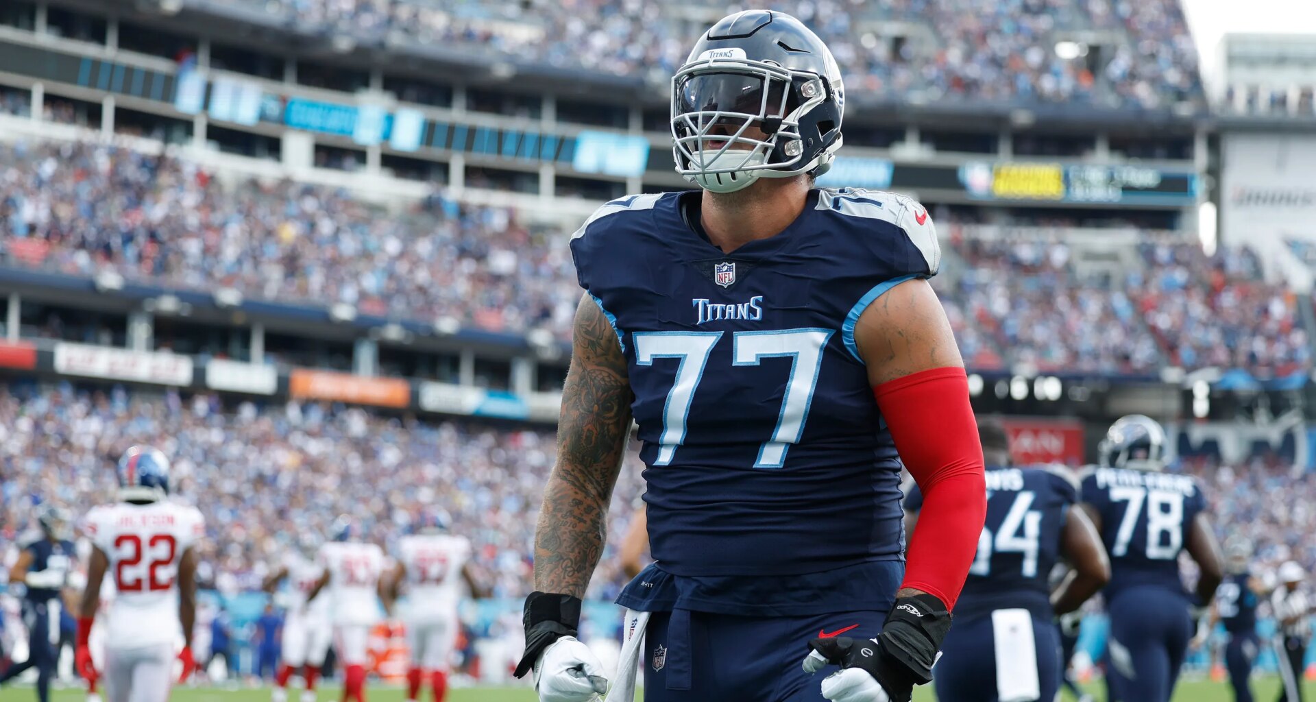 Tennessee Titans pass on OL Taylor Lewan