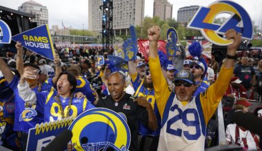 Rams-49ers in Australia has over 150K fans on the waiting list