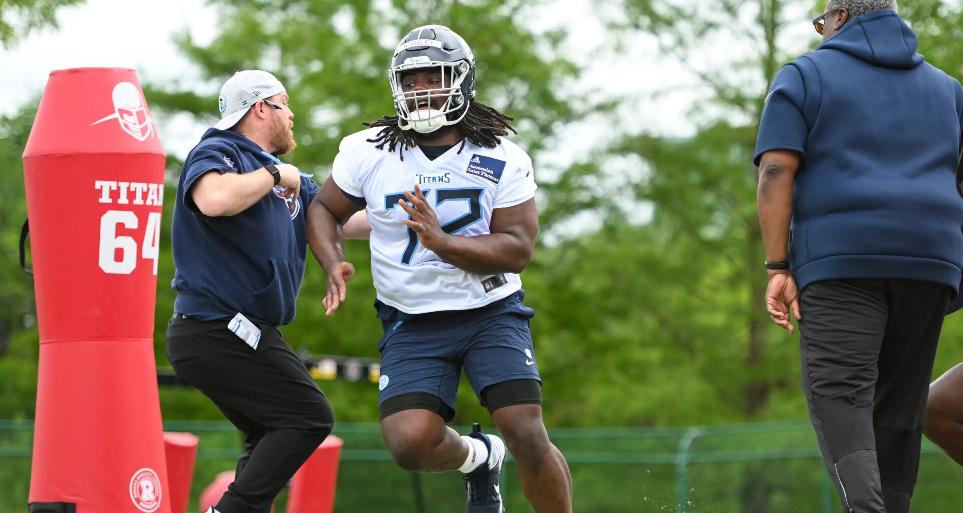 Arizona Cardinals sign former Titans OL Uli Udoh