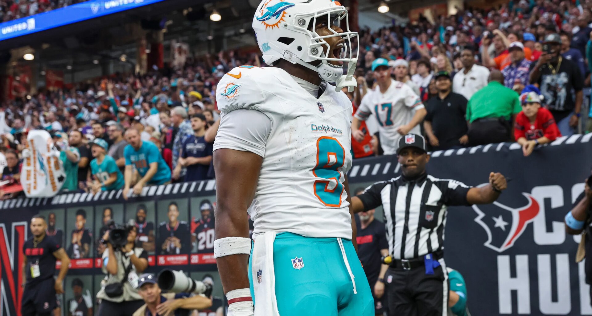 AFC North team releases former Dolphins Pro Bowler