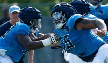 Former Titans C Lloyd Cushenberry signs one-year deal with Buffalo