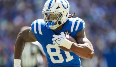 Colts re-sign free agent TE Mo Alie-Cox