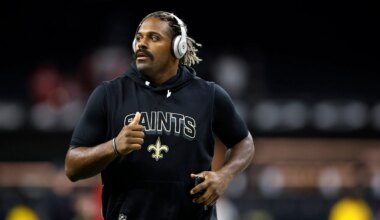 Chiefs' Chris Jones recruits Saints free agent Cam Jordan