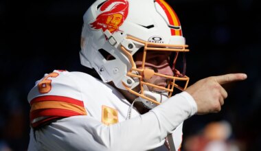 Bucs attempt to get back atop the division