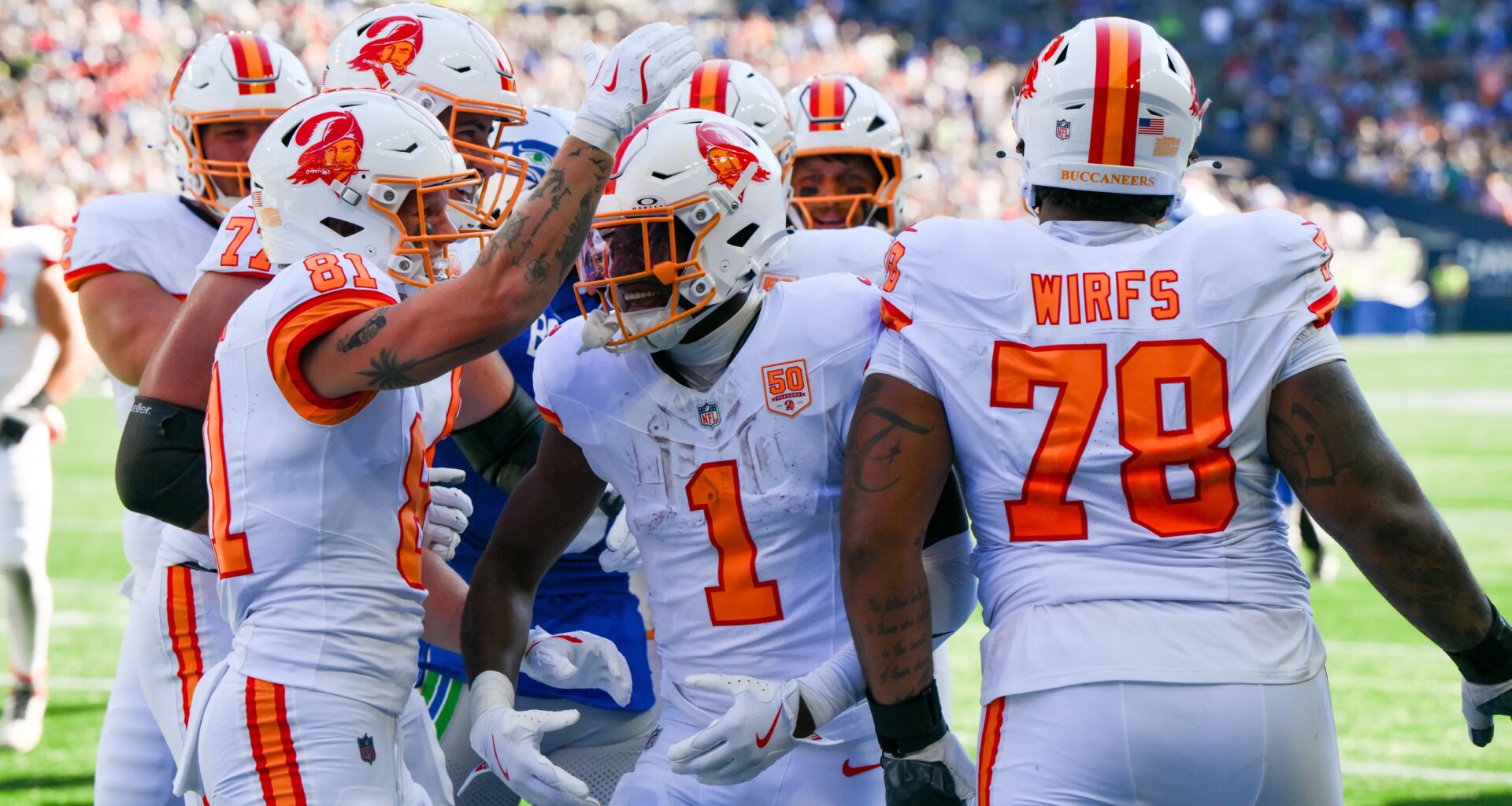 Bucs lose RB Rachaad White to Washington Commanders