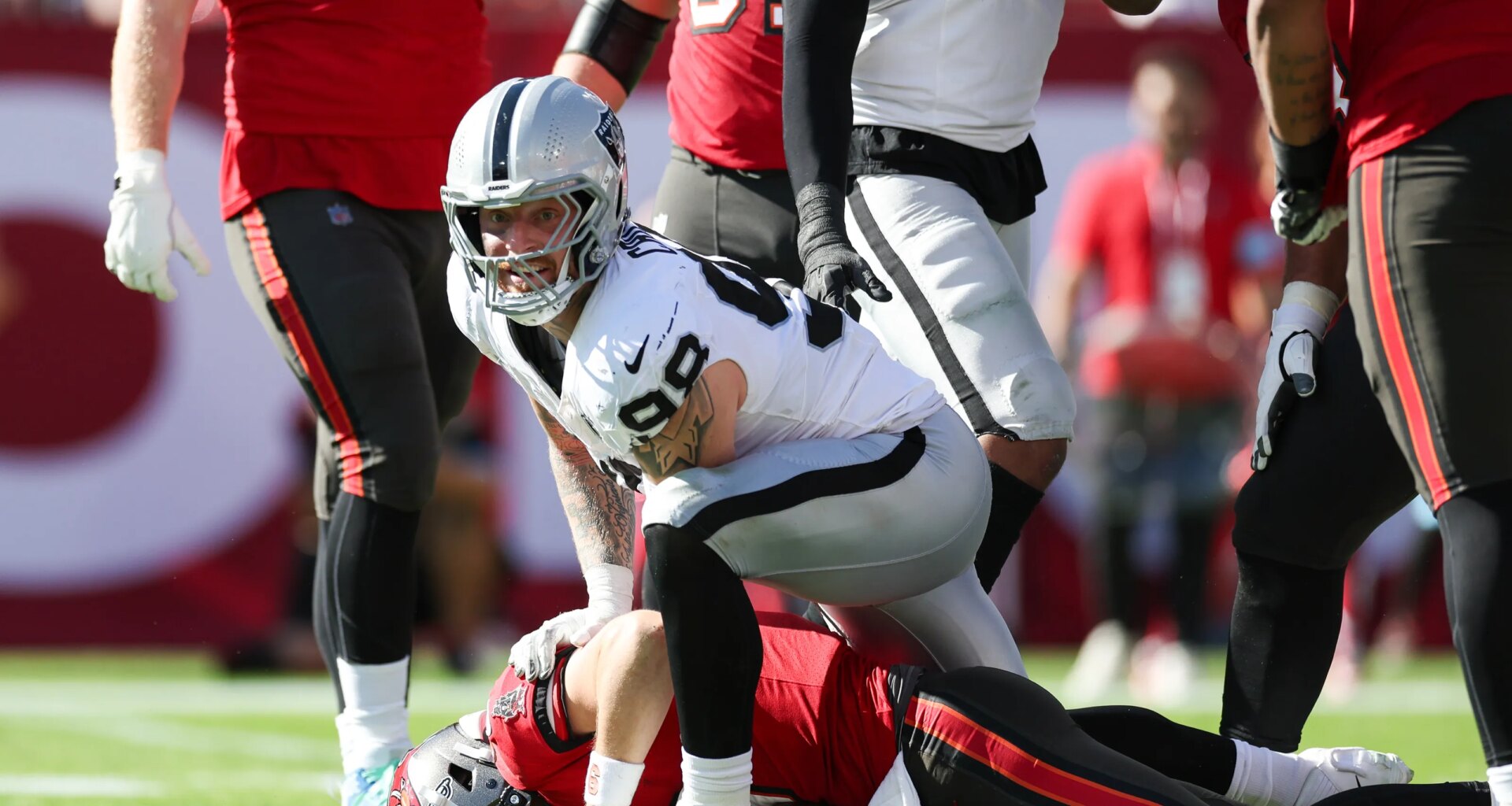 Cost of trading for Crosby may be too high when Cowboys have options