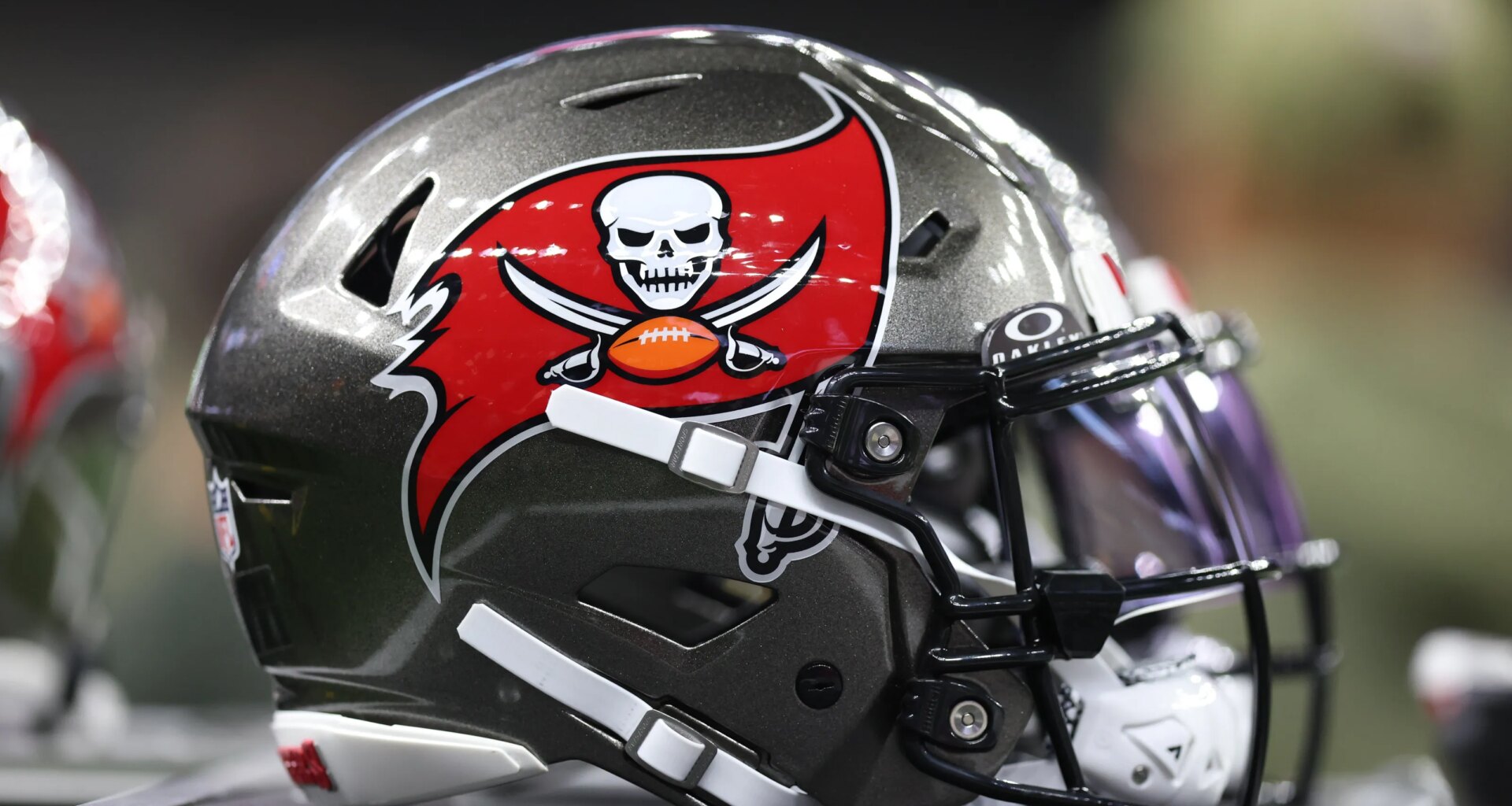 Bucs suggested to trade for AFC West edge rusher