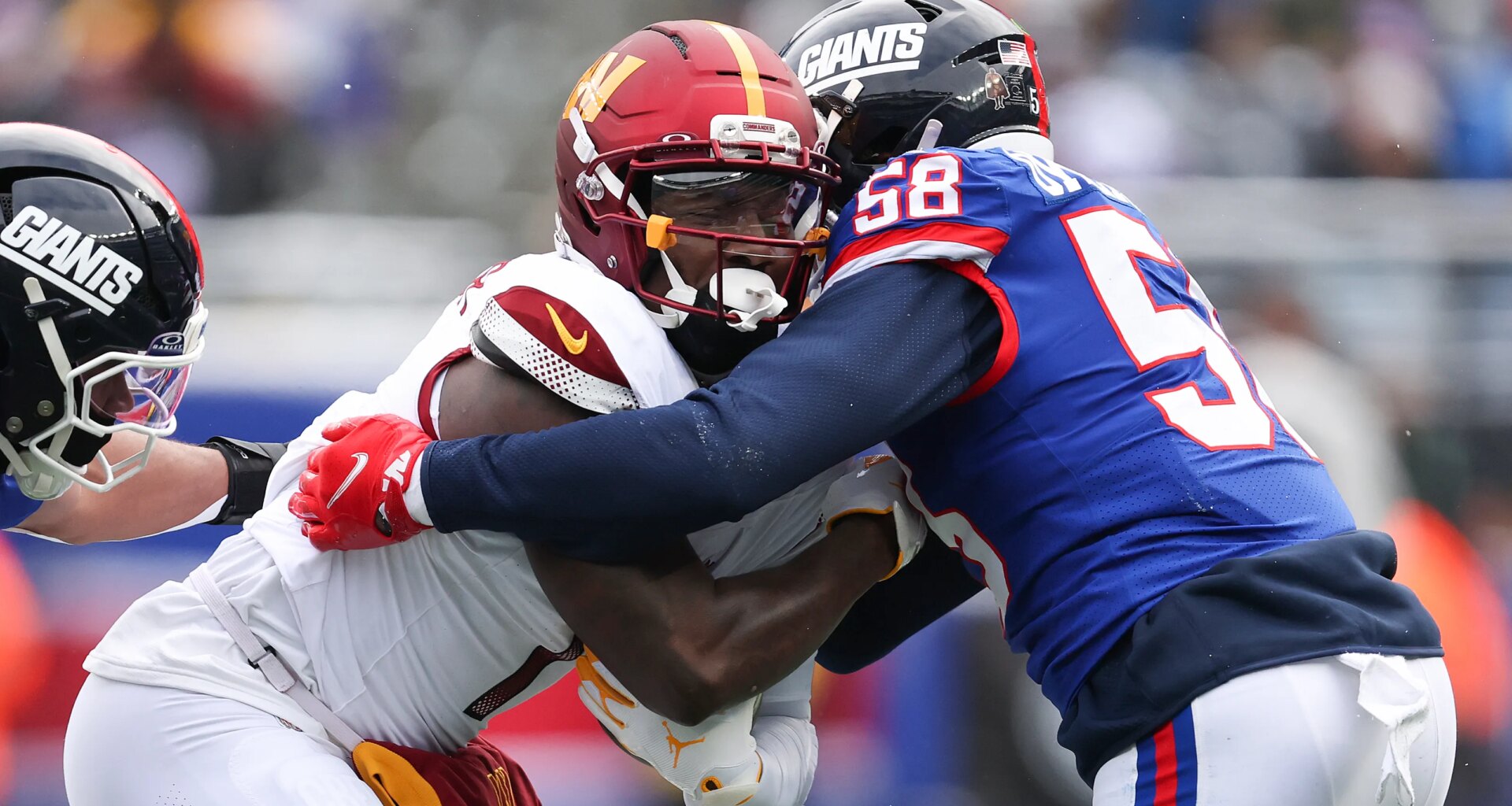 Giants release starting LB Bobby Okereke