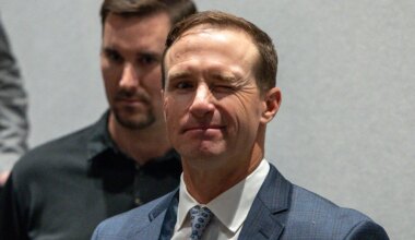 Saints great Drew Brees wows fans at exhibition game