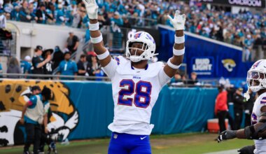Buffalo Bills re-sign Sam Franklin Jr. to 3-year deal