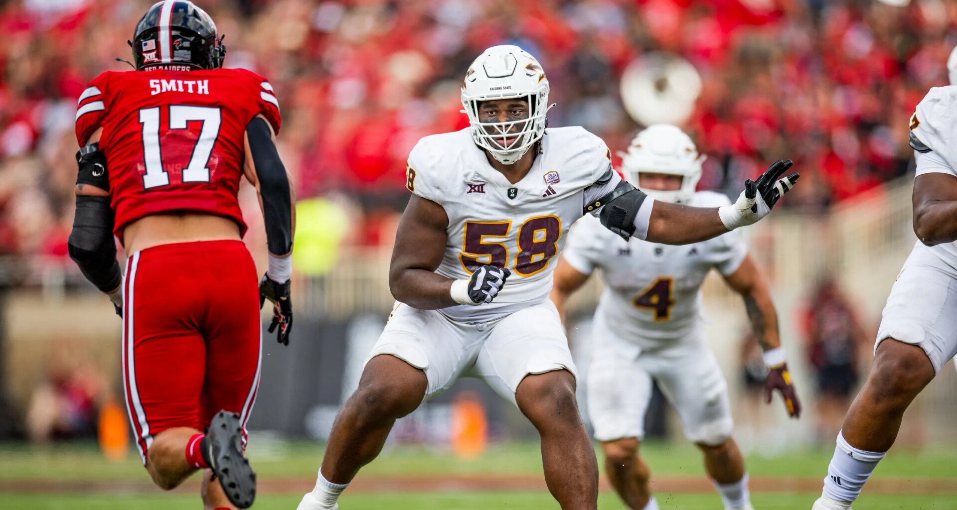 Top performers at offensive linemen, including 40 times