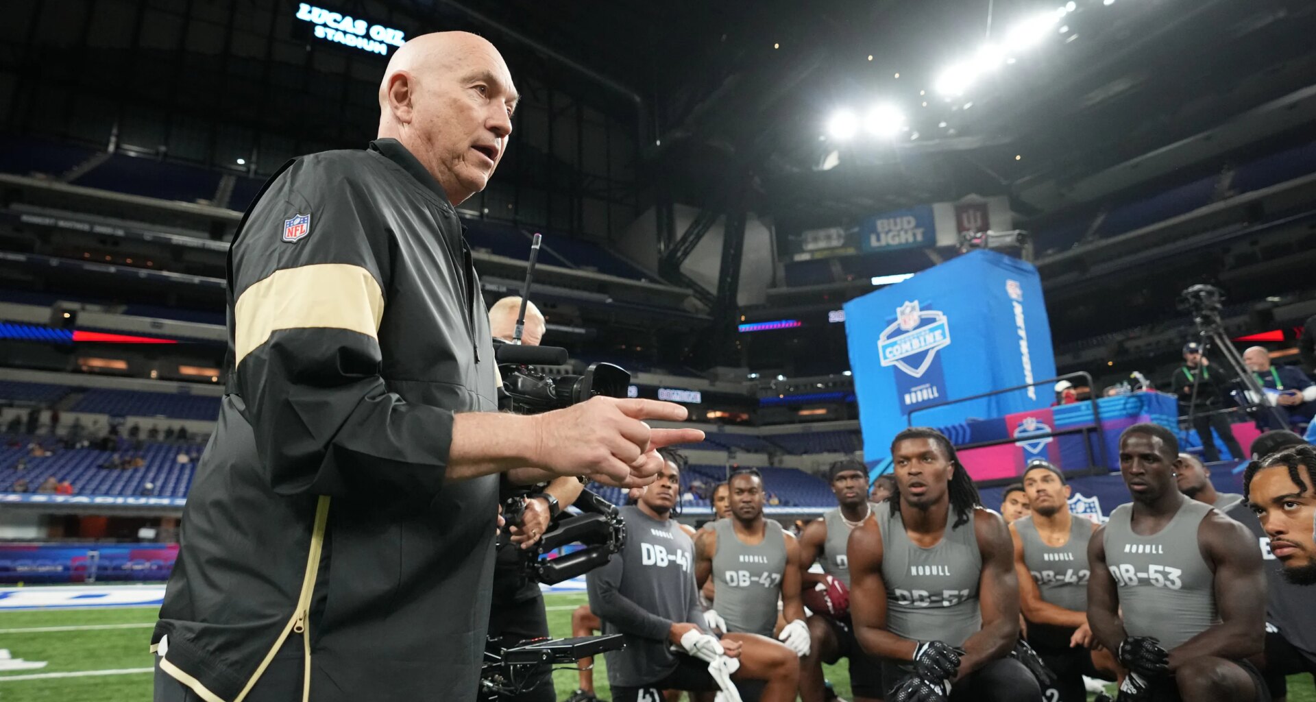Saints coach Peter Giunta meets prospects at NFL Combine