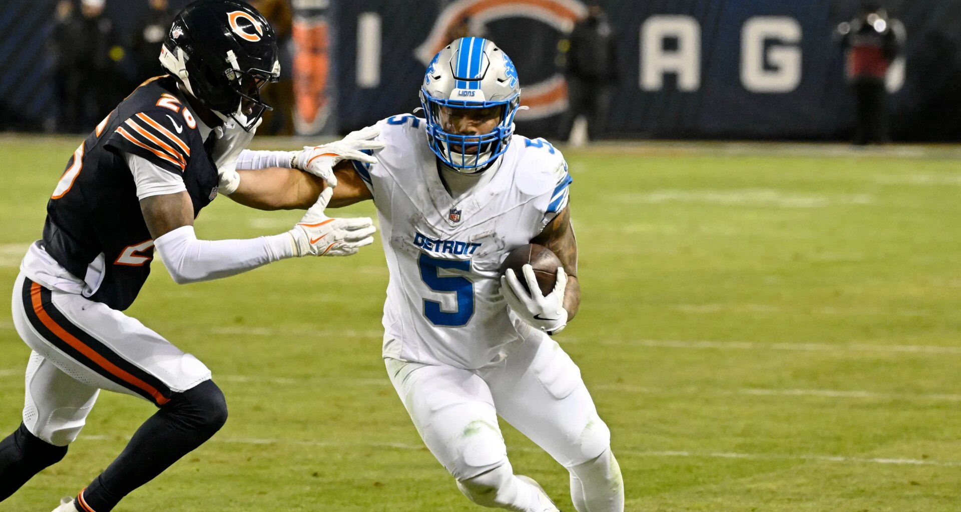 Texans reach new two-year deal with RB David Montgomery through 2027