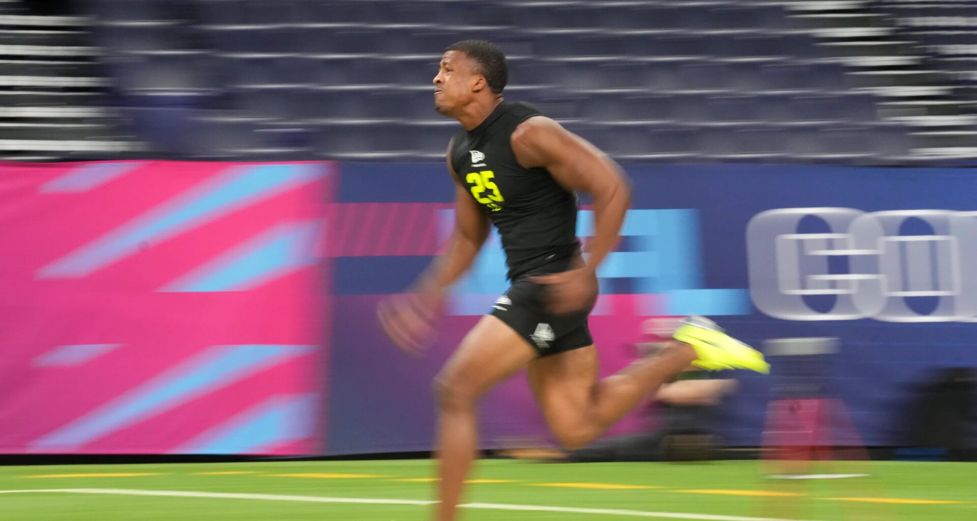 Combine winners rise throughout Round 1