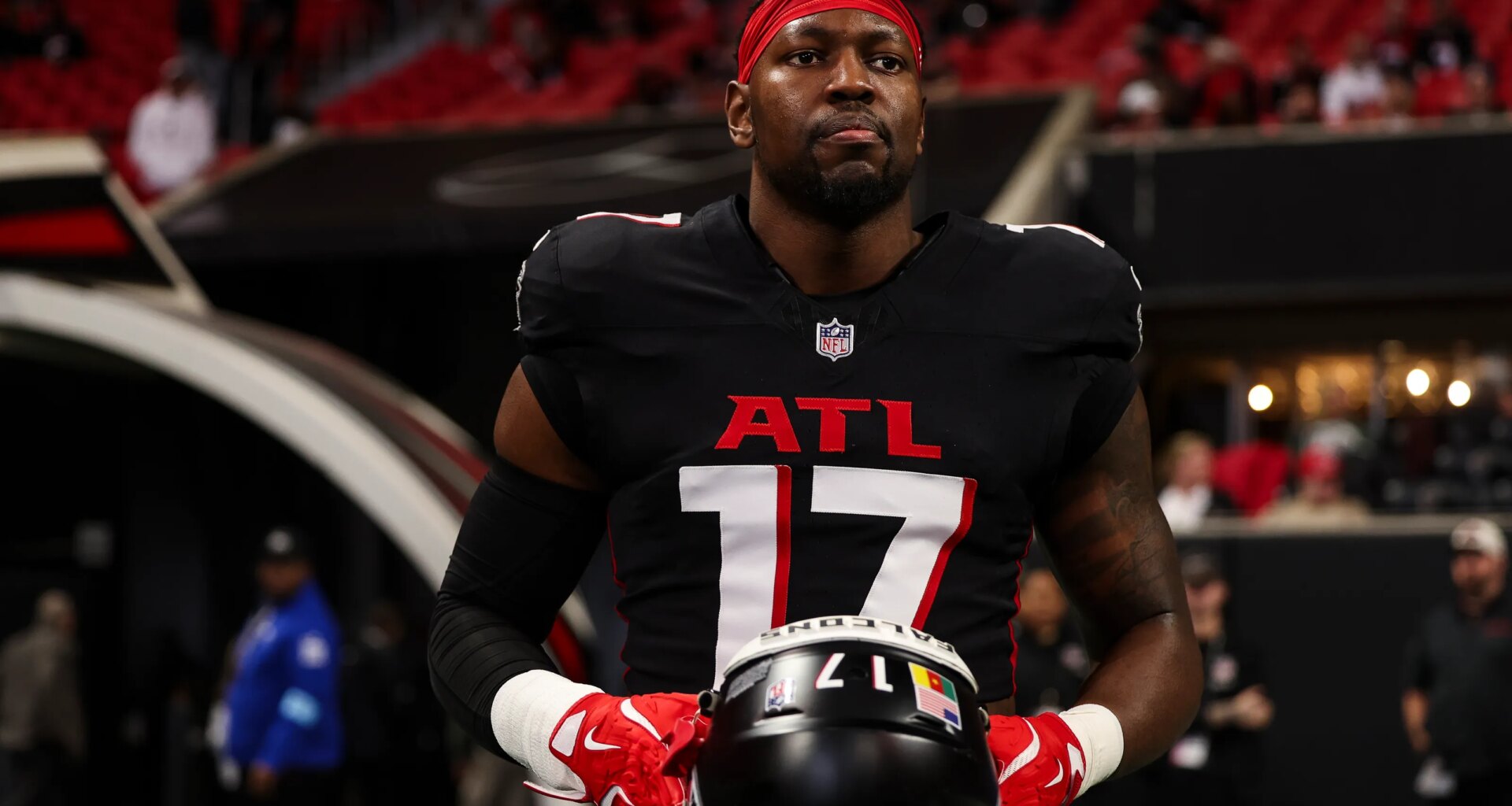 Free agency idea ties Ravens to risky but intriguing edge defender