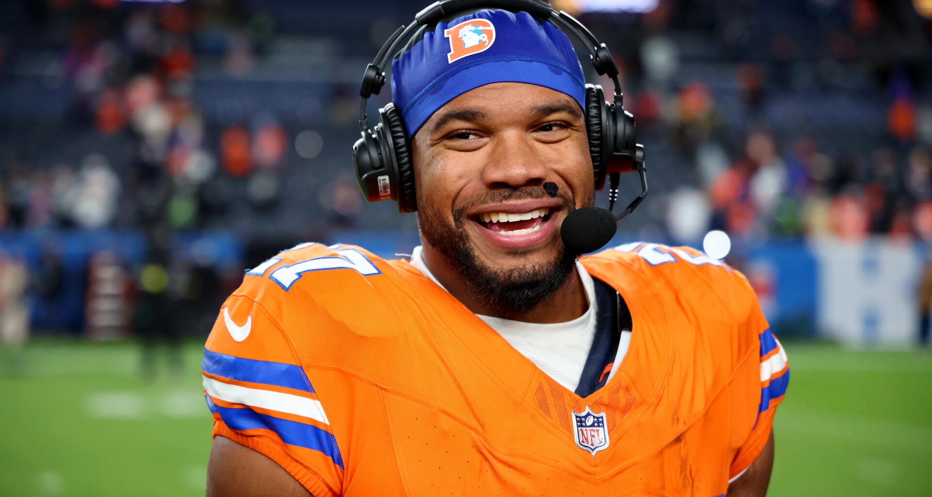 Broncos sign J.K. Dobbins to 2-year contract