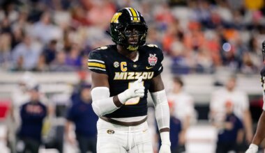 Colts pick Missouri's Zion Young in beat writer mock