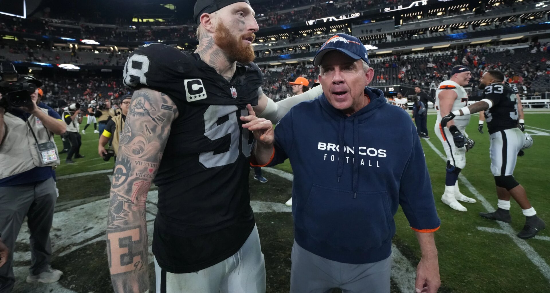 Fans react to Maxx Crosby trade to Ravens