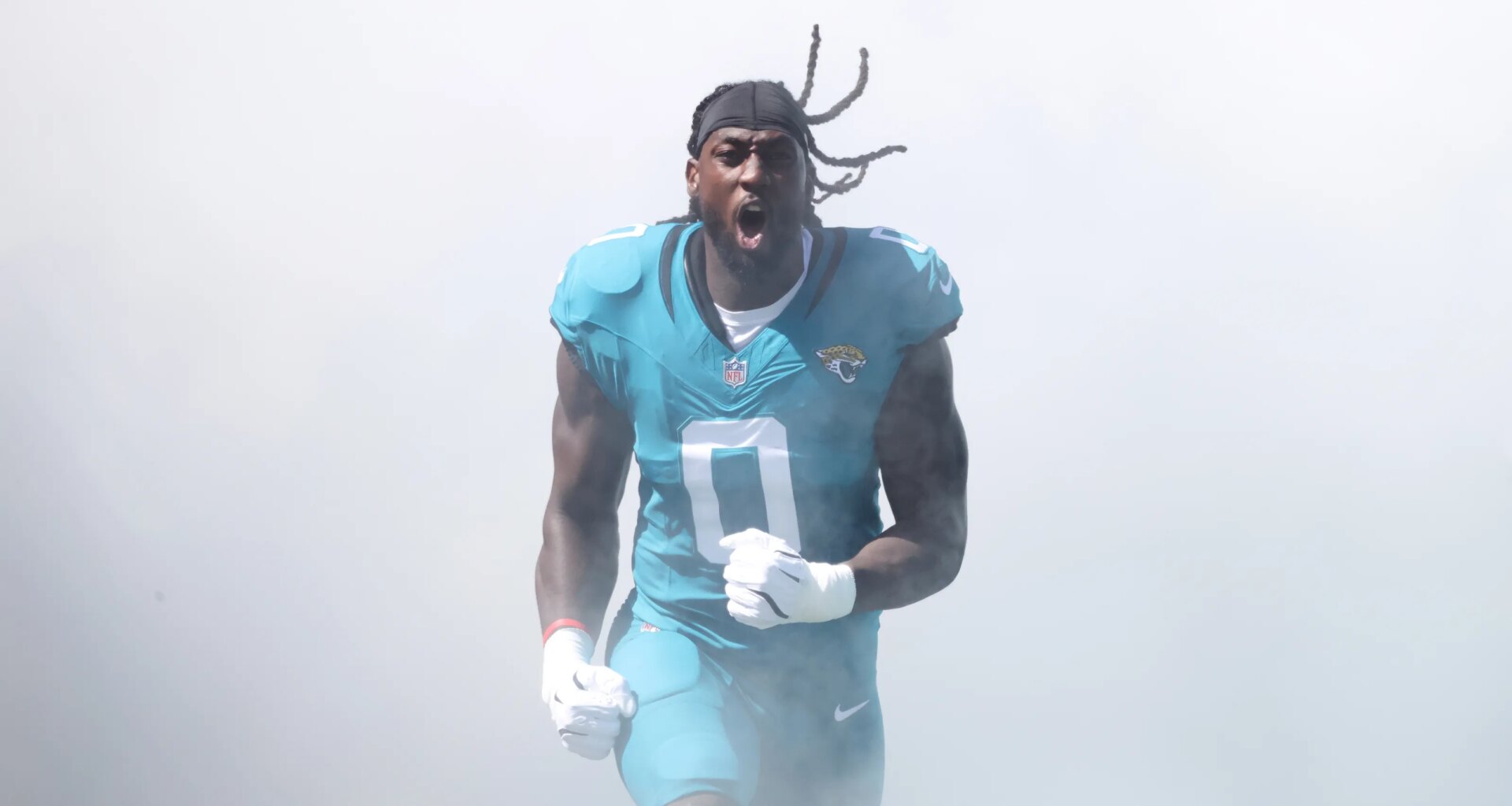 Saints chasing All-Pro linebacker Devin Lloyd