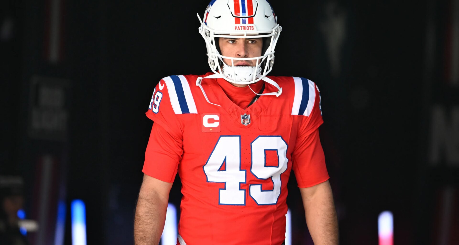 Former Patriots captain agrees to two-year deal with Rams