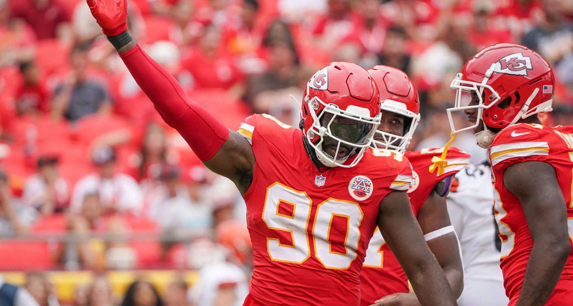 Charles Omenihu provides defensive details