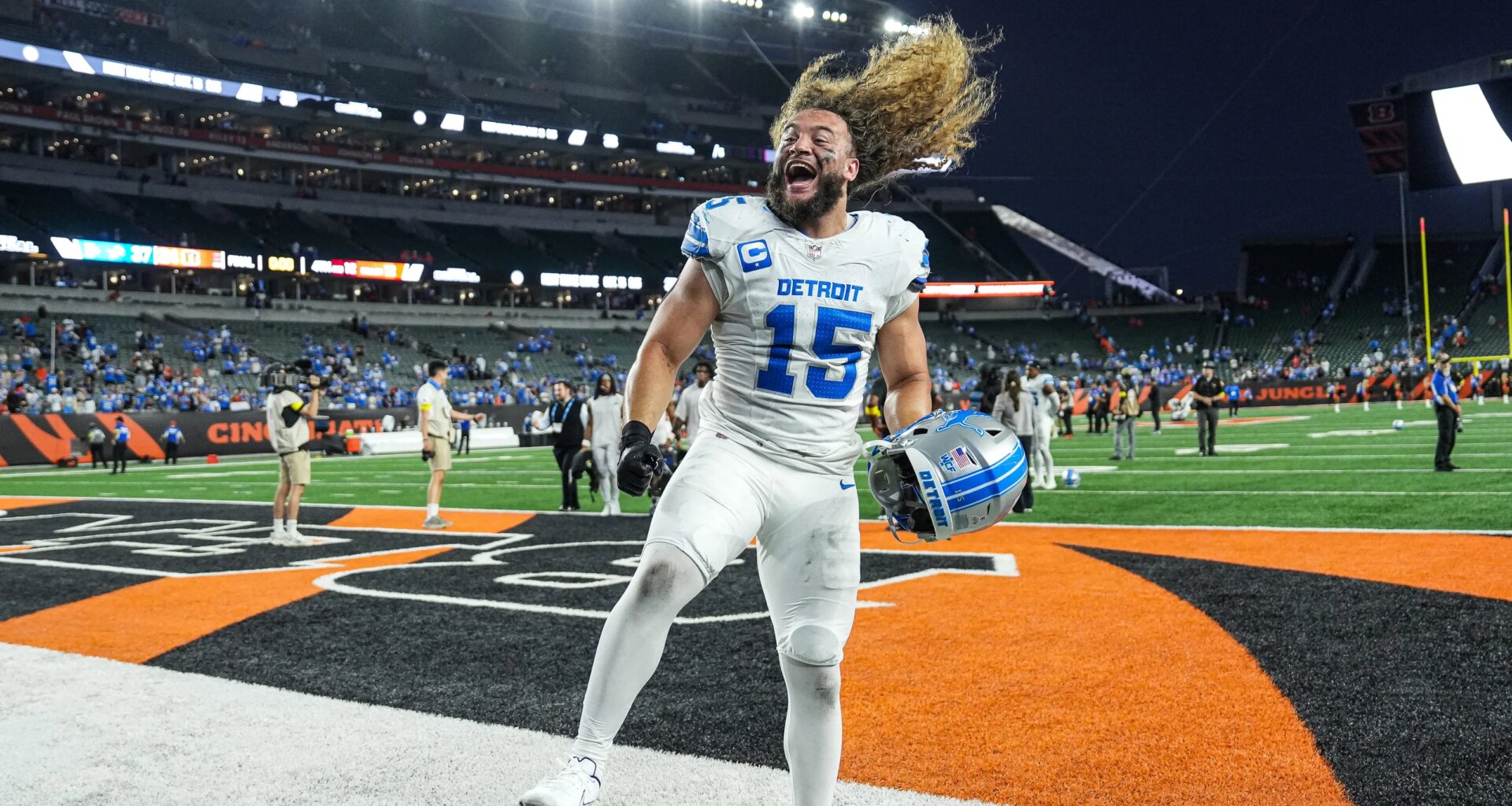 LA signing special teamer Grant Stuard to $5M deal