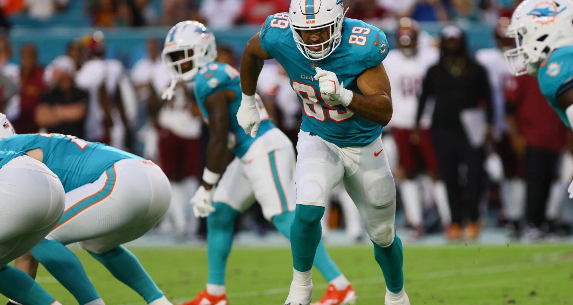 Closer look at Patriots TE Julian Hill's contract details