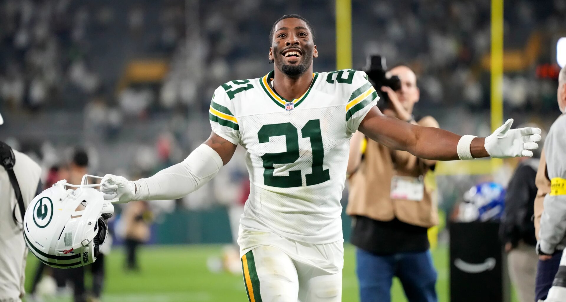 49ers Nate Hobbs contract details