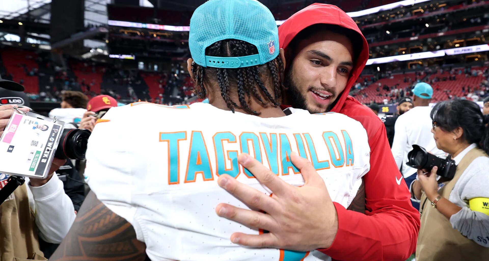 NFL reacts to latest free agency moves