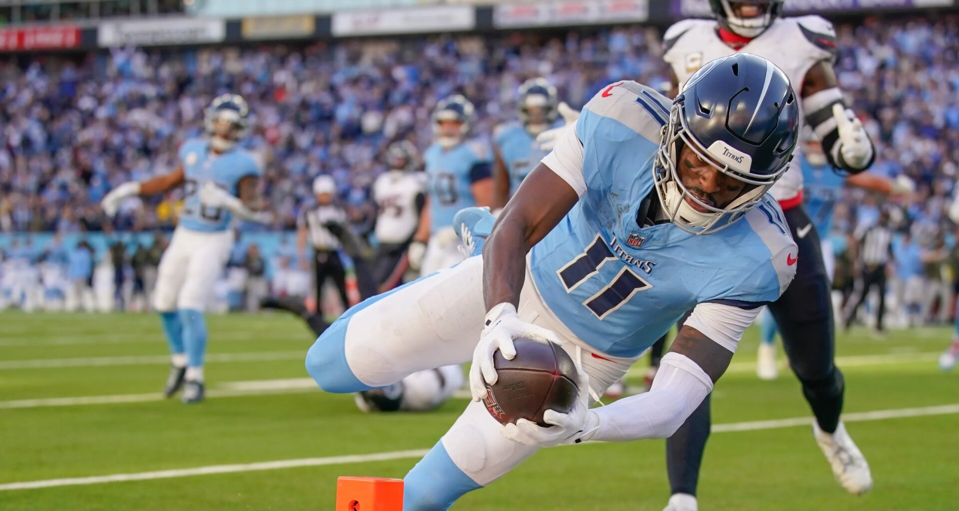 Washington Commanders sign veteran WR Van Jefferson