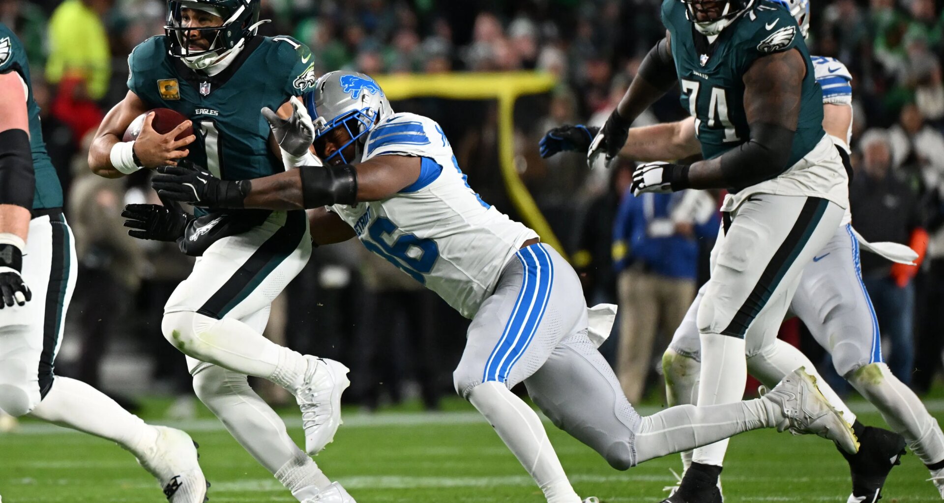 Bucs add veteran edge rusher Al-Quadin Muhammad