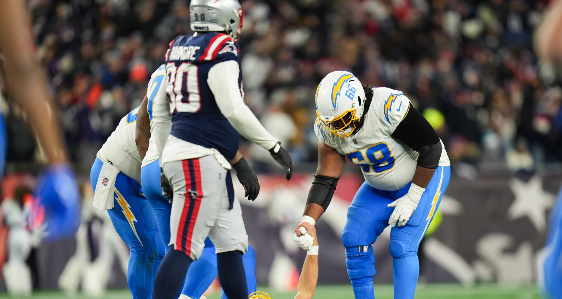 Former Georgia Bulldogs All-American LT signs with Miami Dolphins