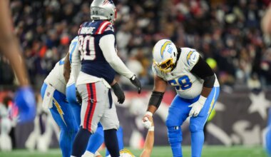 Former Georgia Bulldogs All-American LT signs with Miami Dolphins