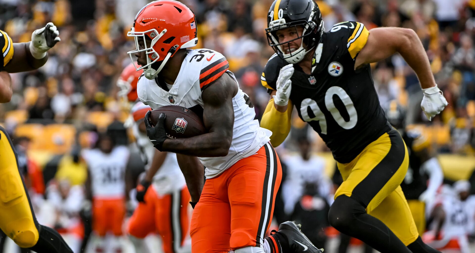 Washington Commanders sign former Browns RB Jerome Ford